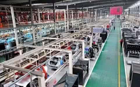 汽車制造業(yè)是中國產(chǎn)機(jī)器人主要市場